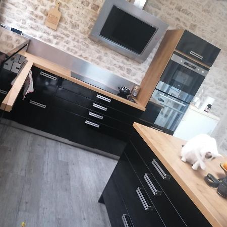Ferienwohnung Belle Chambre D'Hote Pour 2 A 4 Personnes Chef-Boutonne Exterior foto