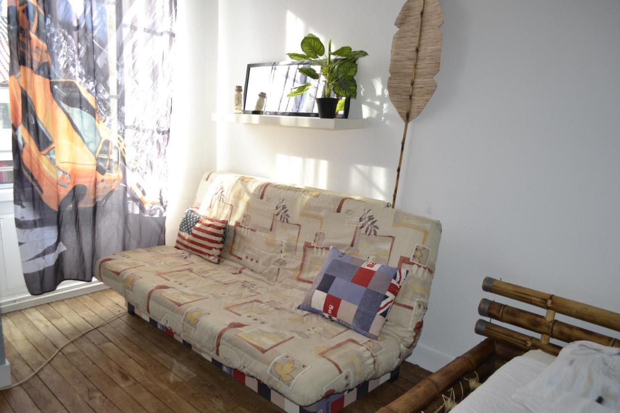 Ferienwohnung Belle Chambre D'Hote Pour 2 A 4 Personnes Chef-Boutonne Exterior foto
